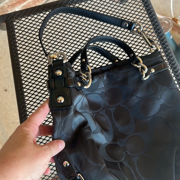 COACH Signature C Medium Black Hobo Satchel/Shoulder Bag đź’Ľ - Picture 9 of 16